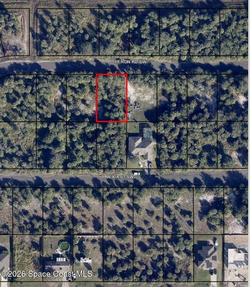 638 Heron Road - Photo 1