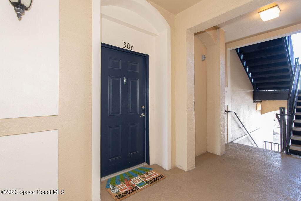 1576 Peregrine Circle - Photo 1