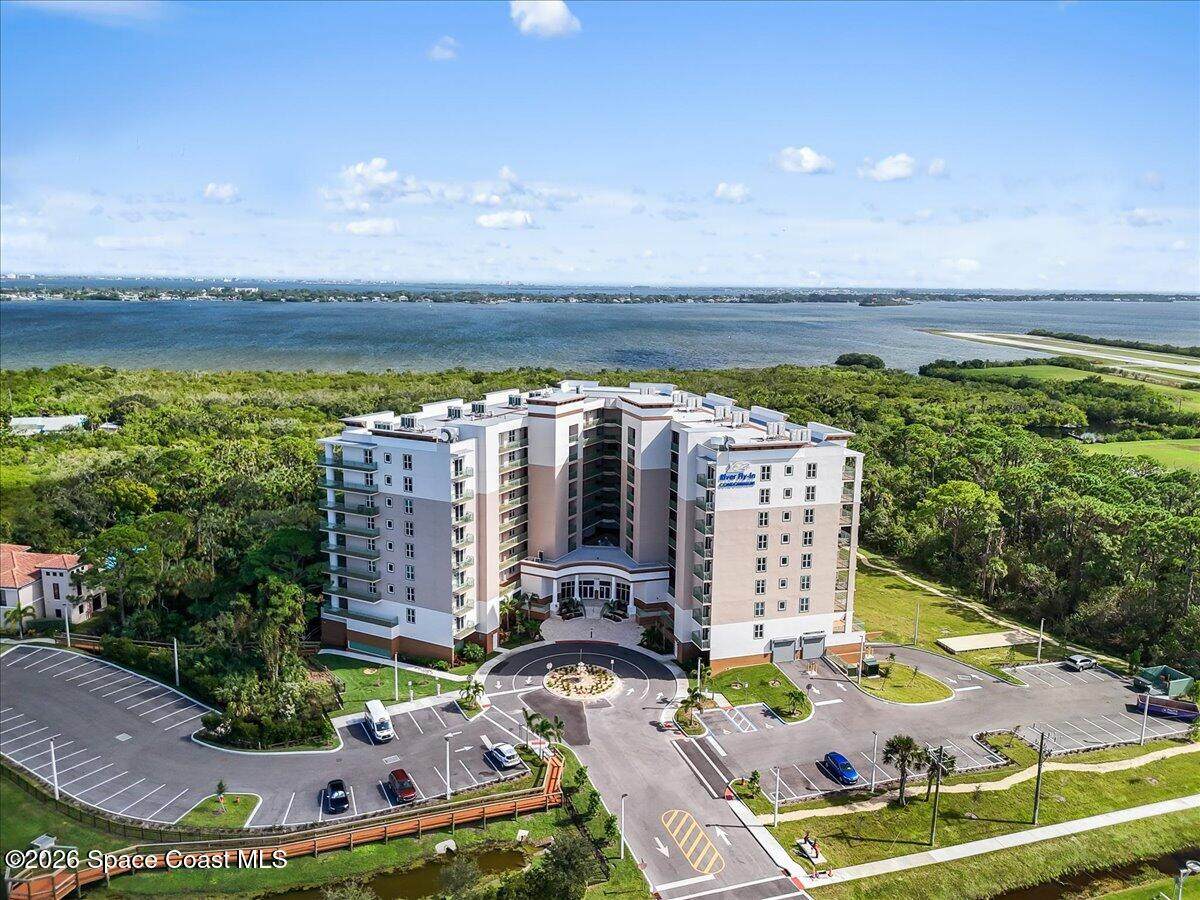 https://bt-photos.global.ssl.fastly.net/spacecoast/orig_boomver_1_1069303-2.jpg
