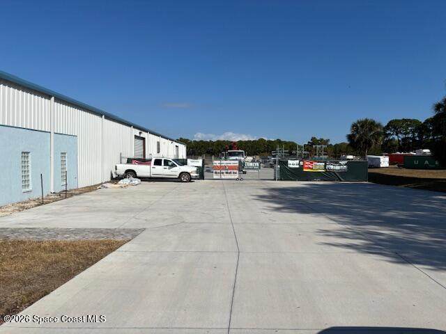 https://bt-photos.global.ssl.fastly.net/spacecoast/orig_boomver_1_1069603-2.jpg