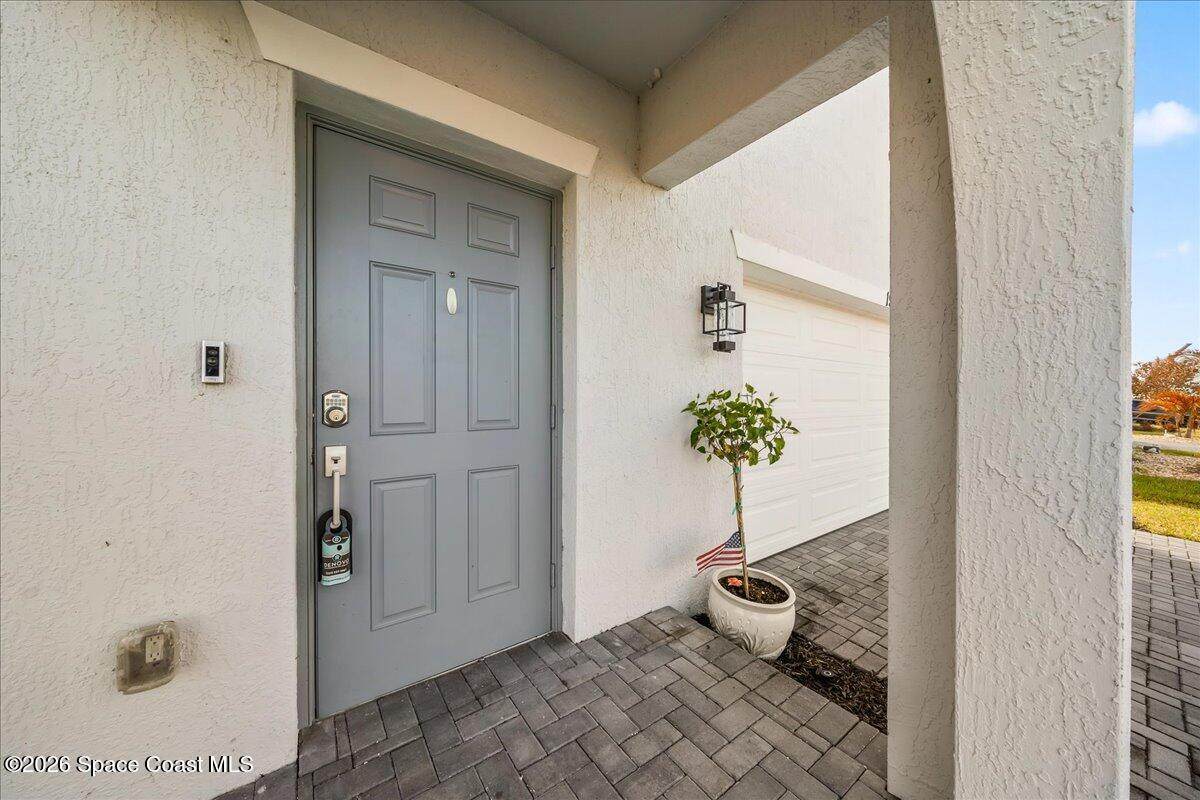 https://bt-photos.global.ssl.fastly.net/spacecoast/orig_boomver_1_1069879-2.jpg