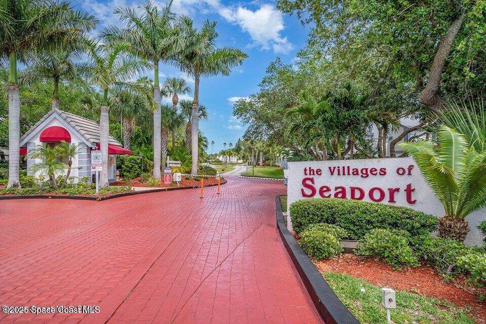 https://bt-photos.global.ssl.fastly.net/spacecoast/orig_boomver_1_1072469-2.jpg