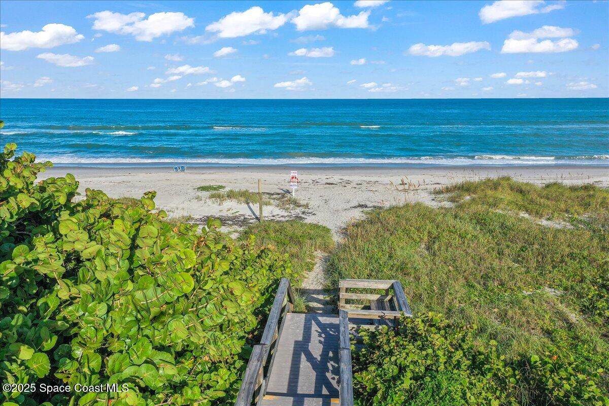 https://bt-photos.global.ssl.fastly.net/spacecoast/orig_boomver_1_1073528-2.jpg