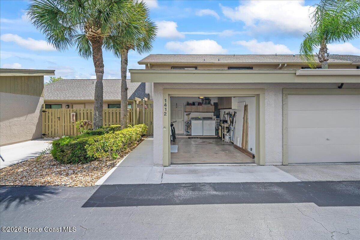 https://bt-photos.global.ssl.fastly.net/spacecoast/orig_boomver_1_1073595-2.jpg