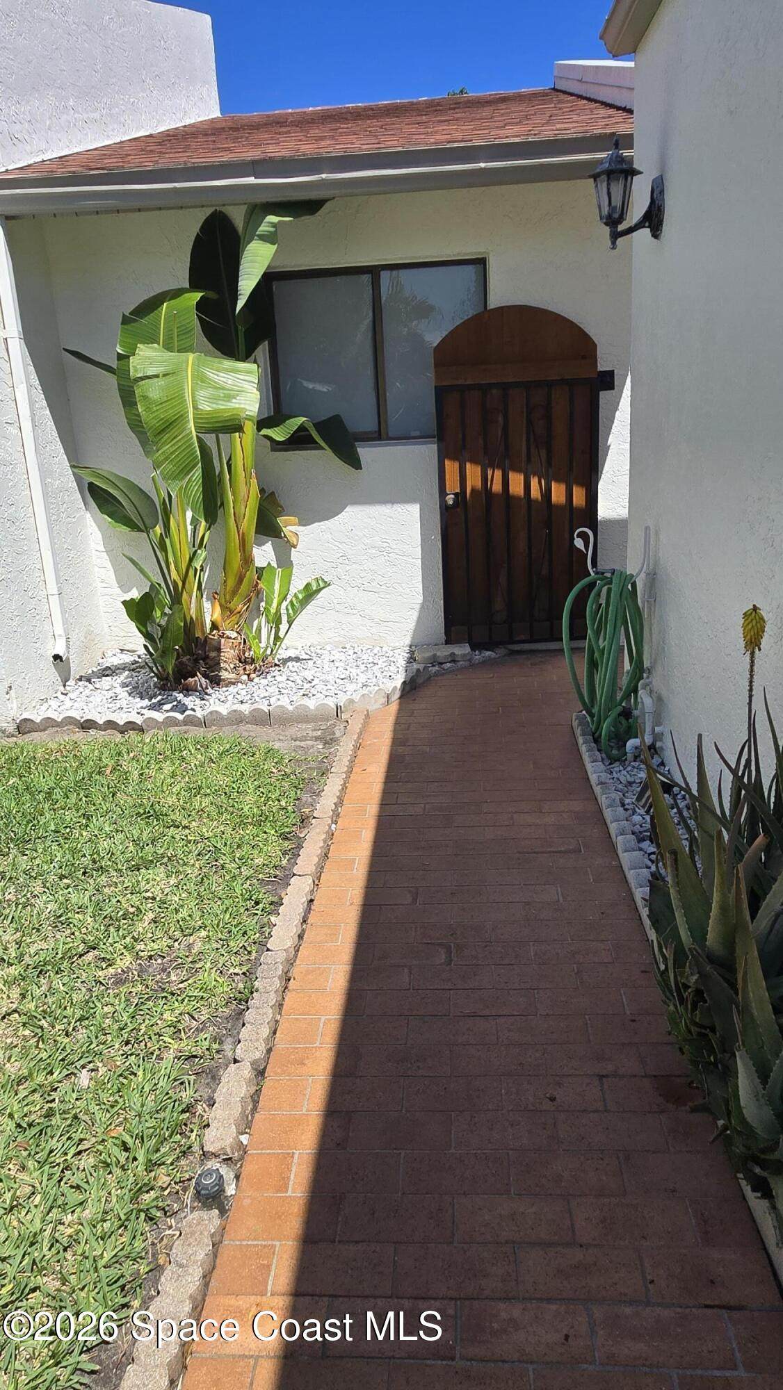 https://bt-photos.global.ssl.fastly.net/spacecoast/orig_boomver_1_1074036-2.jpg