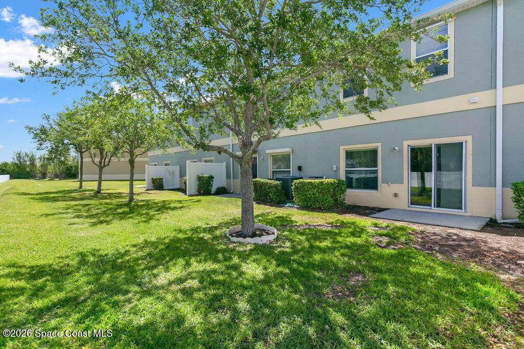 https://bt-photos.global.ssl.fastly.net/spacecoast/orig_boomver_1_1075700-2.jpg