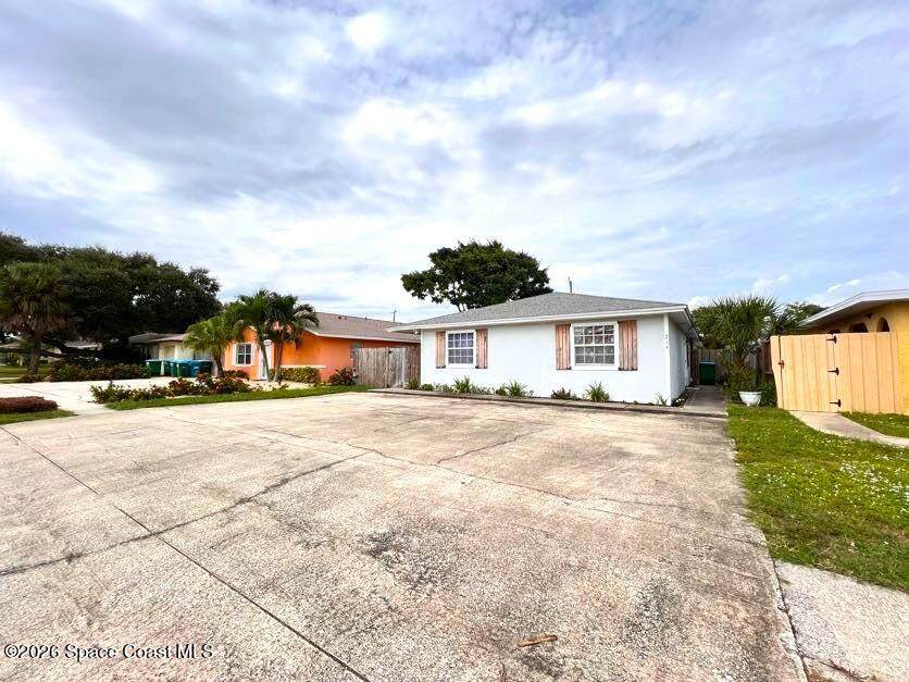212 Monroe Avenue - Photo 1