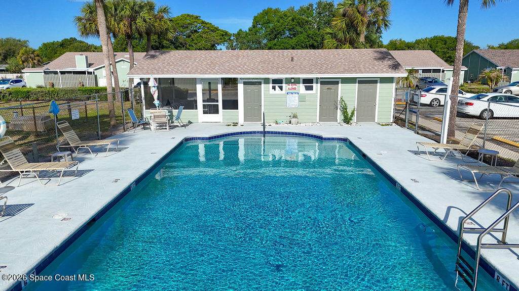 https://bt-photos.global.ssl.fastly.net/spacecoast/orig_boomver_1_1076226-2.jpg