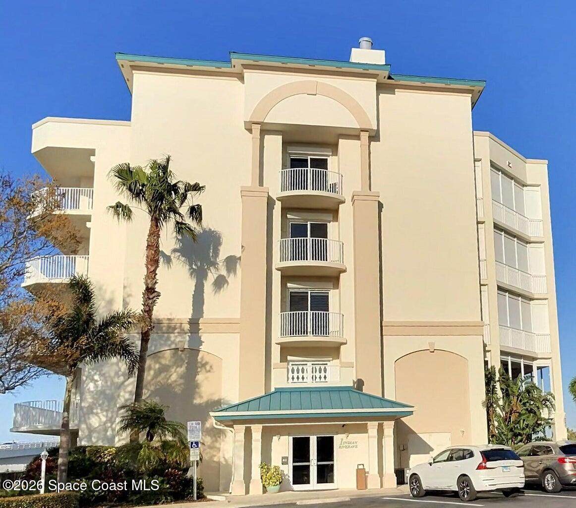 1 Indian River Avenue - Photo 1