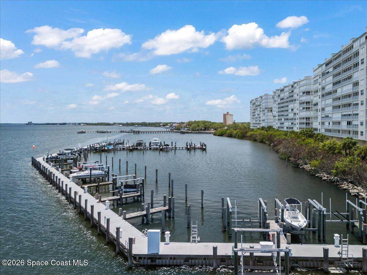 https://bt-photos.global.ssl.fastly.net/spacecoast/orig_boomver_1_1076460-2.jpg