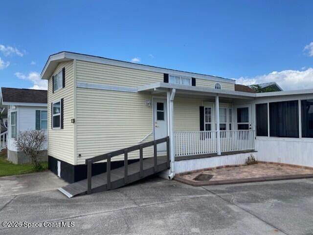 https://bt-photos.global.ssl.fastly.net/spacecoast/orig_boomver_1_1076509-2.jpg