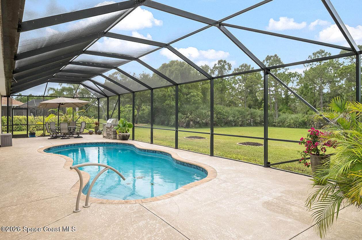 https://bt-photos.global.ssl.fastly.net/spacecoast/1280_boomver_1_1076591-2.jpg