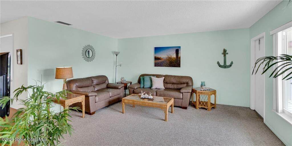 https://bt-photos.global.ssl.fastly.net/spacecoast/orig_boomver_1_1077427-2.jpg