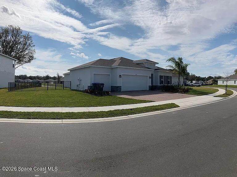 2563 Landing Drive - Photo 1