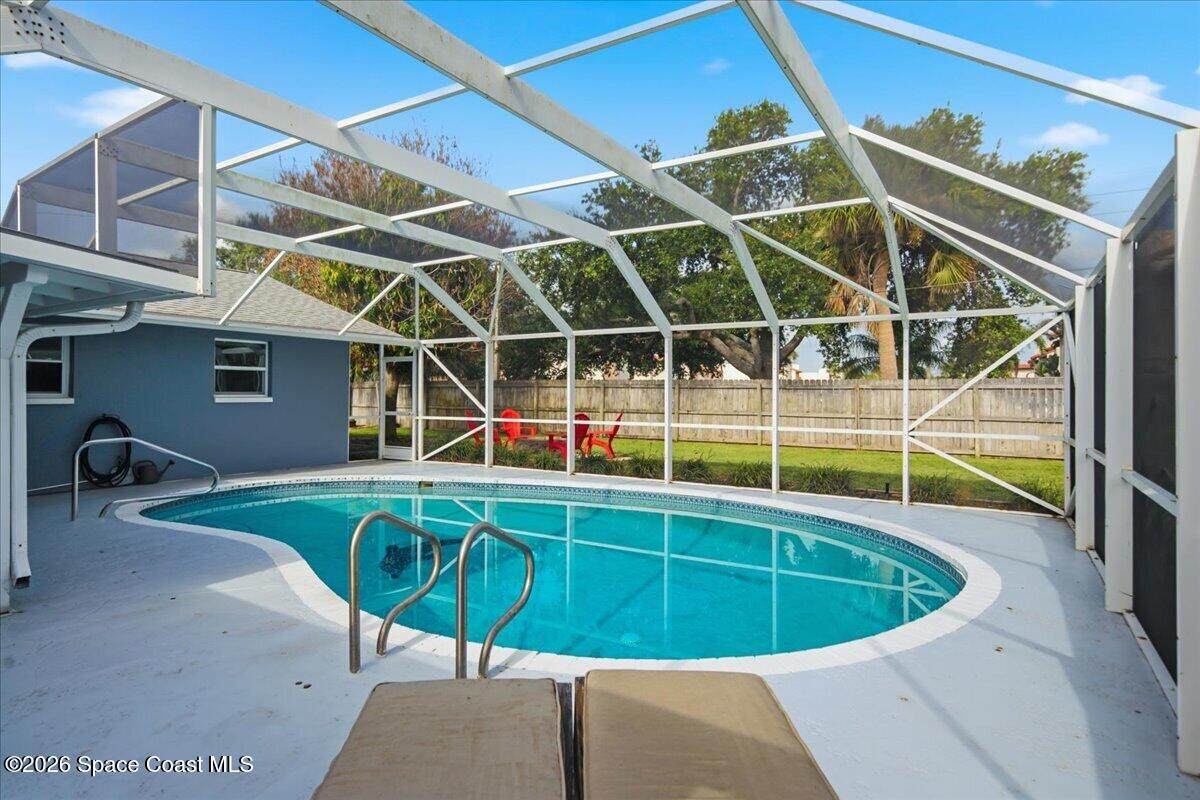 https://bt-photos.global.ssl.fastly.net/spacecoast/orig_boomver_1_1081614-2.jpg