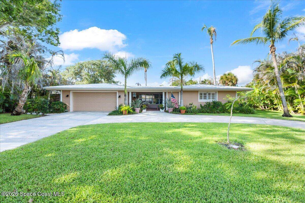 333 Cocoa Avenue - Photo 1