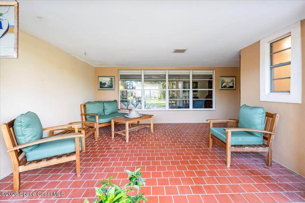 https://bt-photos.global.ssl.fastly.net/spacecoast/orig_boomver_1_1081690-2.jpg