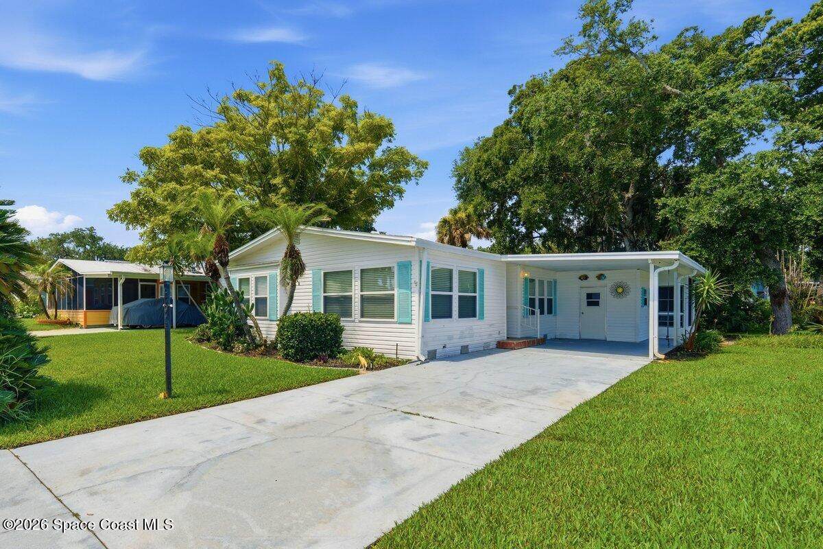 304 Portside Lane - Photo 1