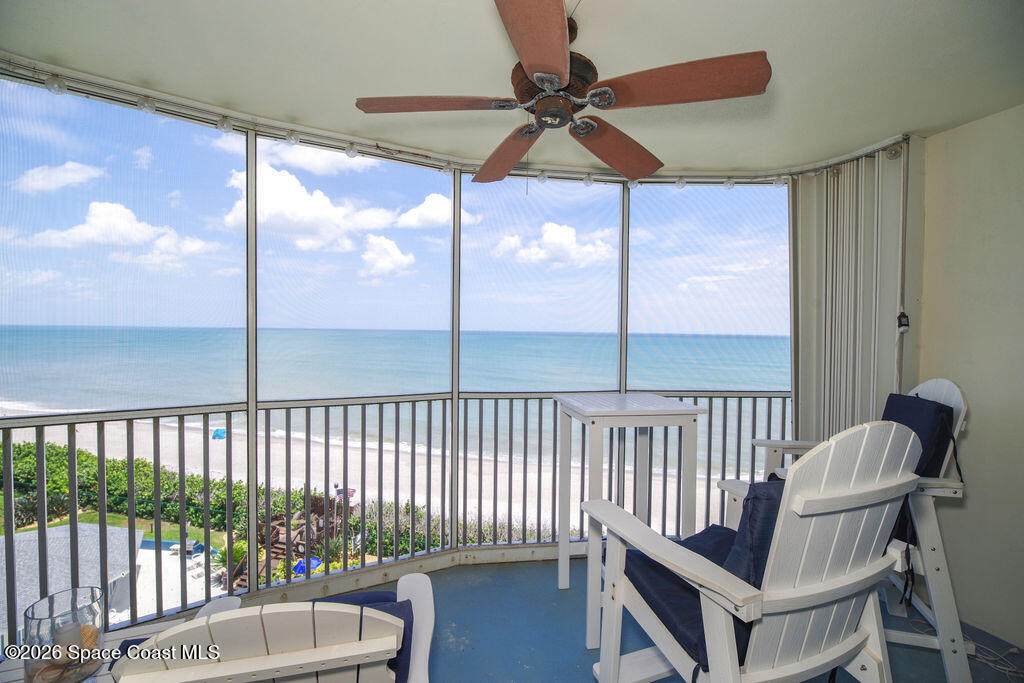 https://bt-photos.global.ssl.fastly.net/spacecoast/orig_boomver_1_1084128-2.jpg