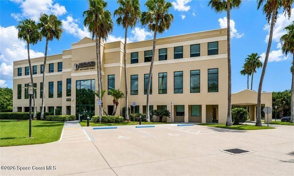 https://bt-photos.global.ssl.fastly.net/spacecoast/orig_boomver_1_1084645-2.jpg