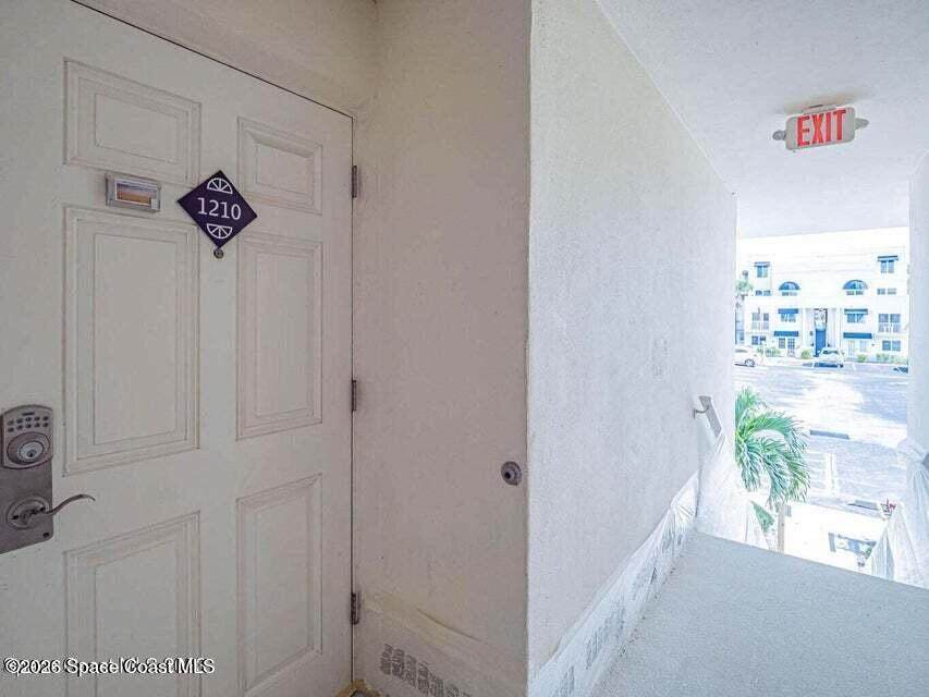 https://bt-photos.global.ssl.fastly.net/spacecoast/orig_boomver_1_1085282-2.jpg
