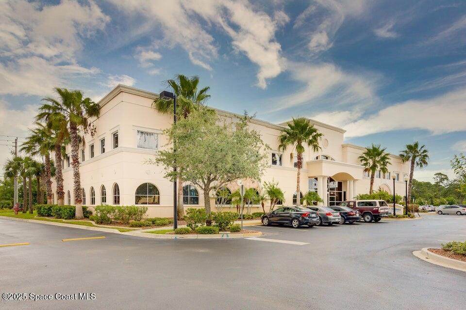 https://bt-photos.global.ssl.fastly.net/spacecoast/orig_boomver_1_1085799-2.jpg