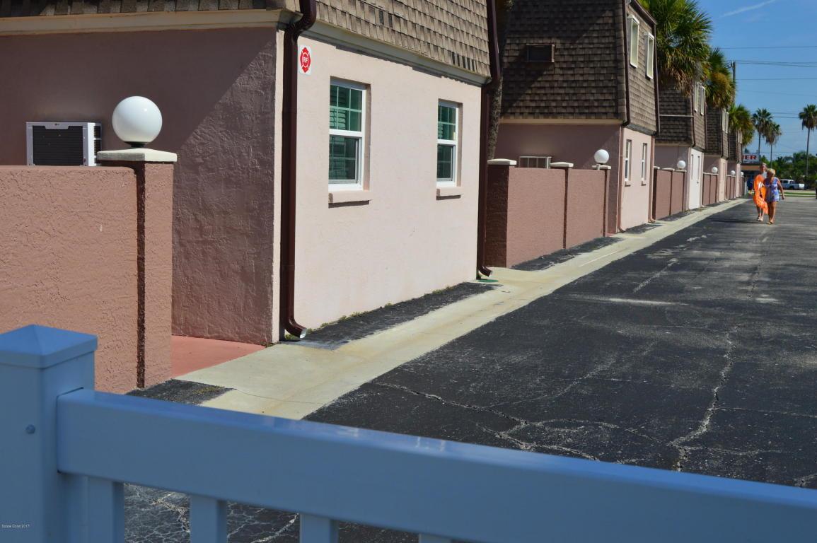 390 Cocoa Beach Causeway - Photo 1
