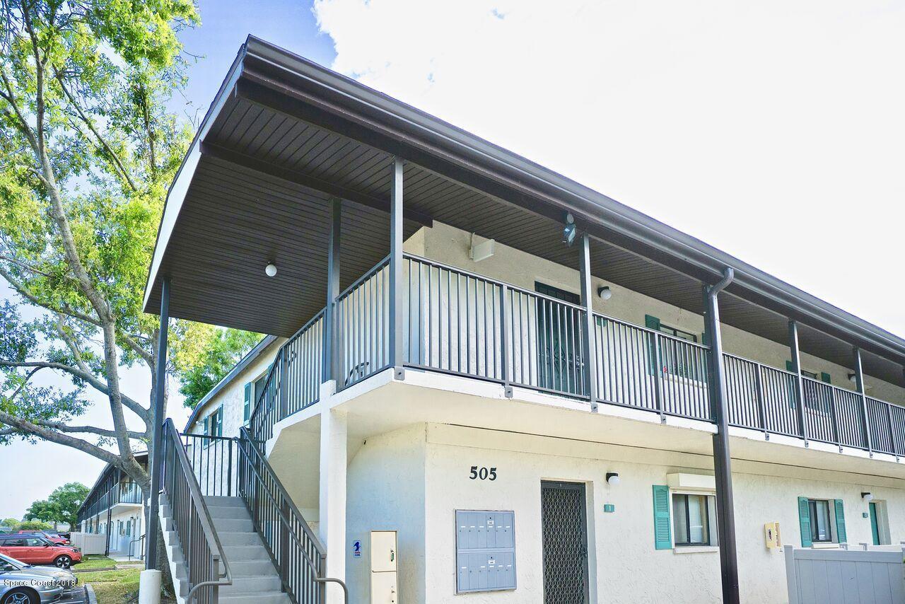 505 Landings Way - Photo 1