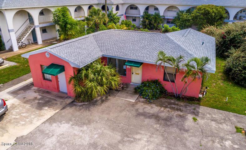 909 Miramar Avenue - Photo 1