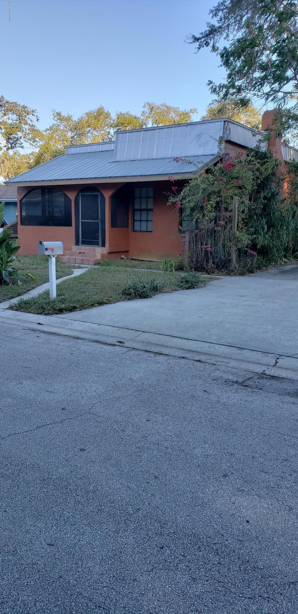 872 Torrence Lane - Photo 1