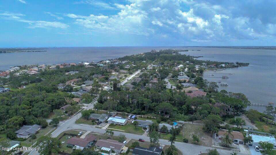 163xx Newfound Harbor Drive - Photo 1