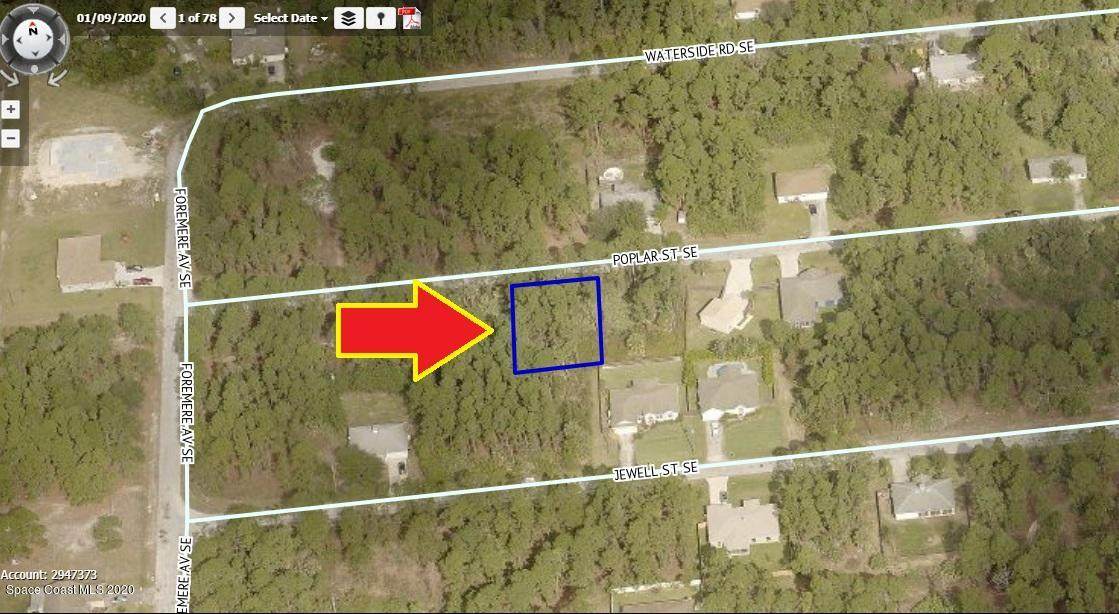 526 Poplar Street - Photo 1