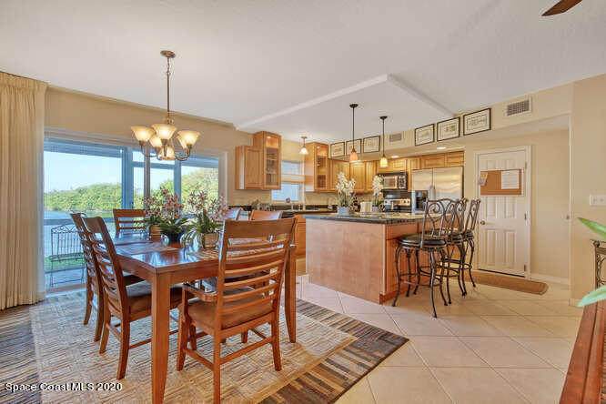 428 Meadowlark Lane - Photo 1