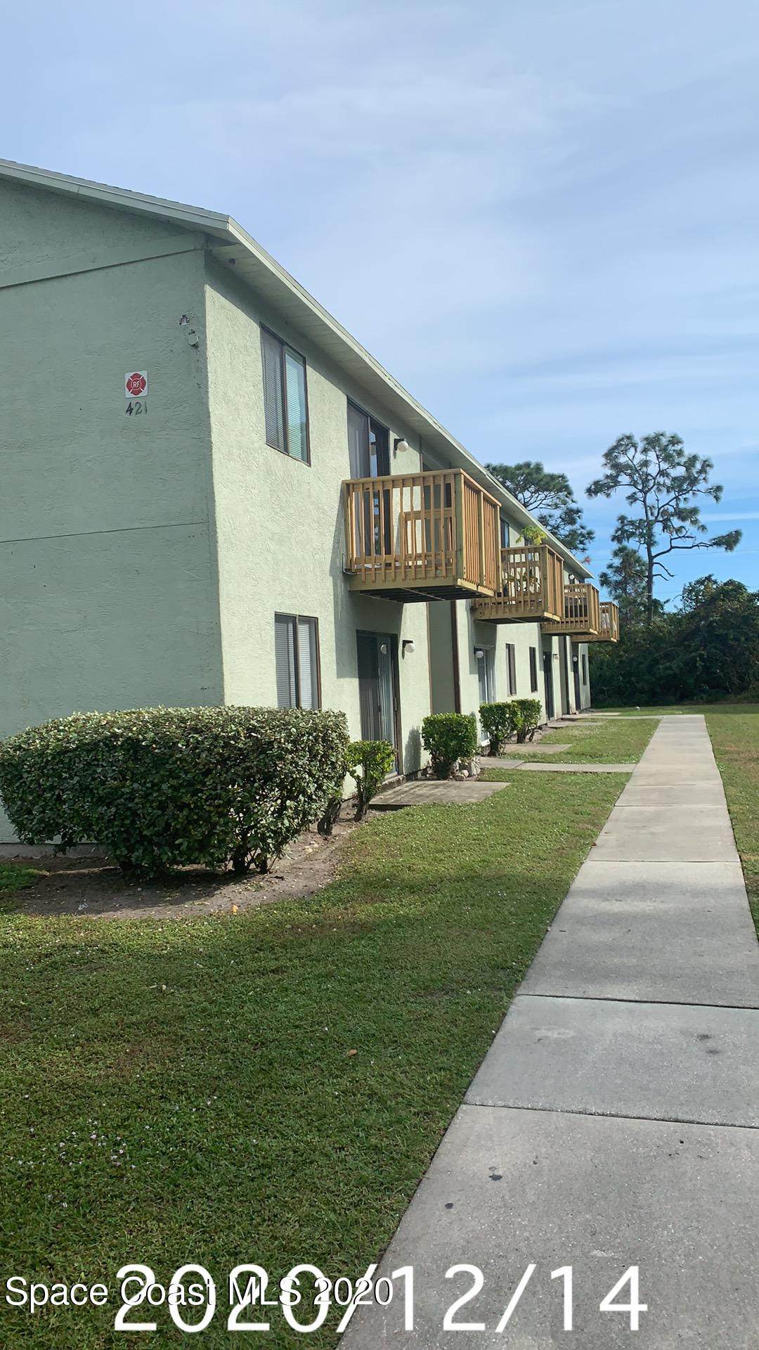 421 Mercury Avenue - Photo 1