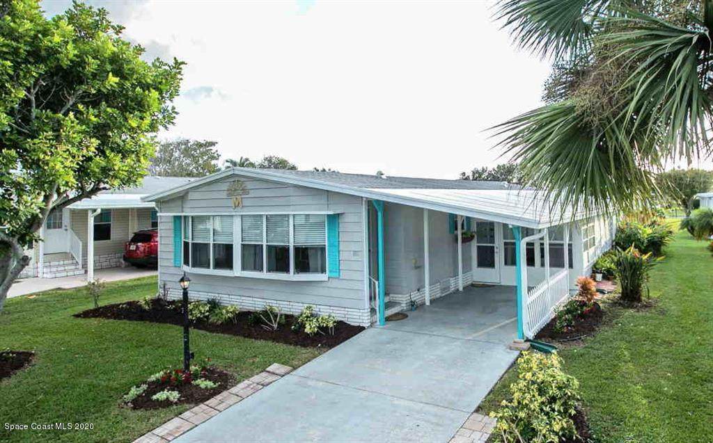 811 Silverthorn Court - Photo 1