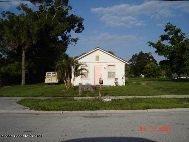 2904 Main Street - Photo 1
