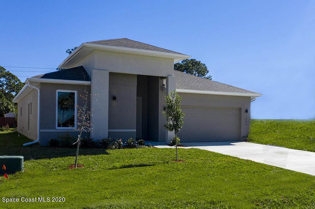 961 Tahiti Avenue - Photo 1