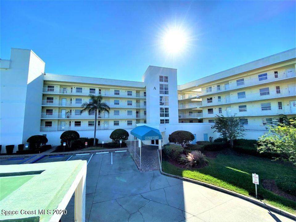 8700 Ridgewood Avenue - Photo 1