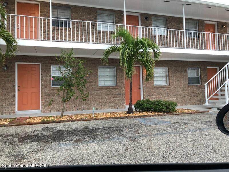 623 Forrest Avenue - Photo 1