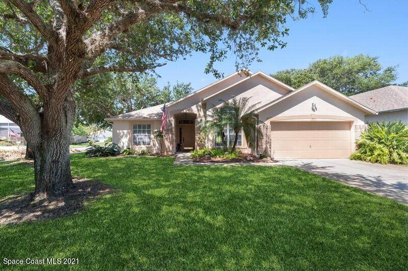 1900 Worchester Way - Photo 1