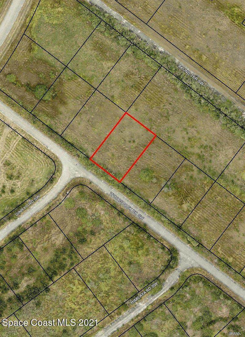 2615 Woodstock Drive - Photo 1