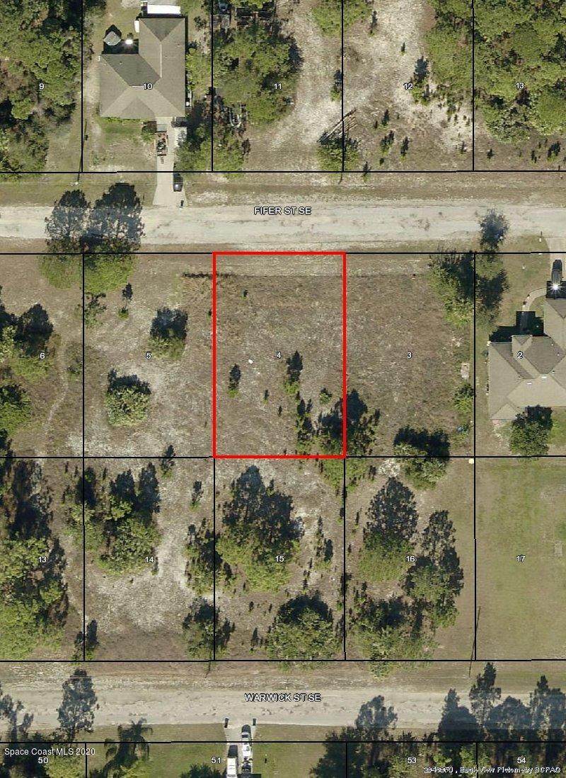360 Fifer Street - Photo 1