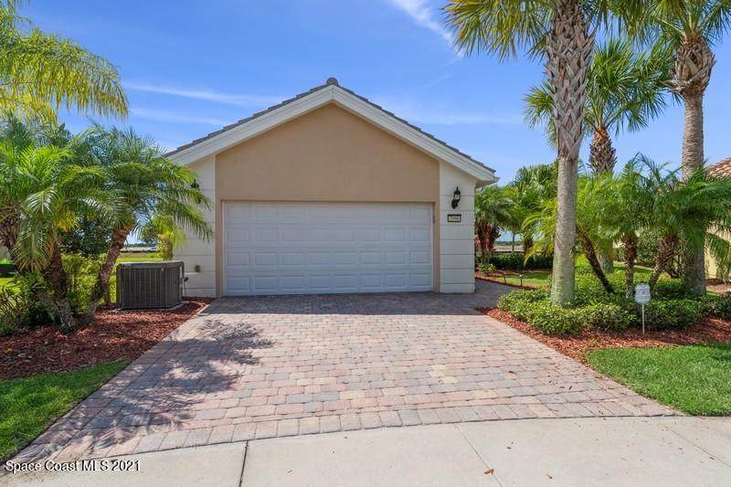 3596 Plume Way - Photo 1