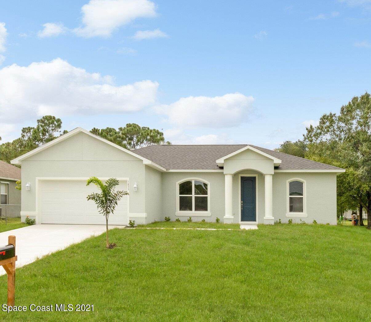 1045 Festivo Lane - Photo 1