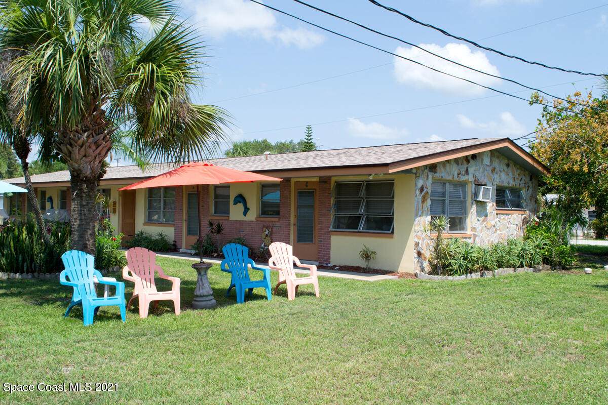 2095 Pineapple Avenue - Photo 1