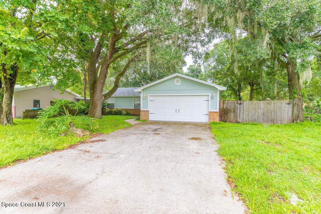 190 Elm Street - Photo 1