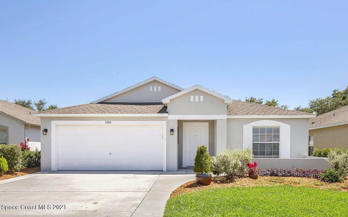 1251 Worcester Way - Photo 1