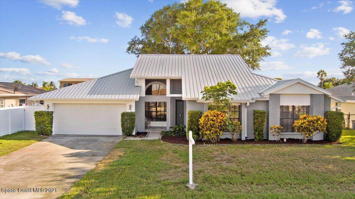 1685 Larchmont Court - Photo 1