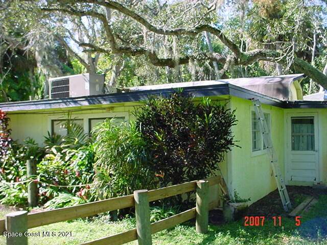 1035 Malabar Road - Photo 1