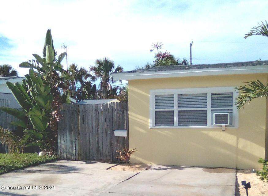185 4th Street - Photo 1